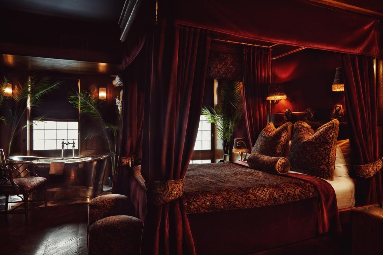House Of Gods Royal Mile Hotel เอดินบะระ ภายนอก รูปภาพ